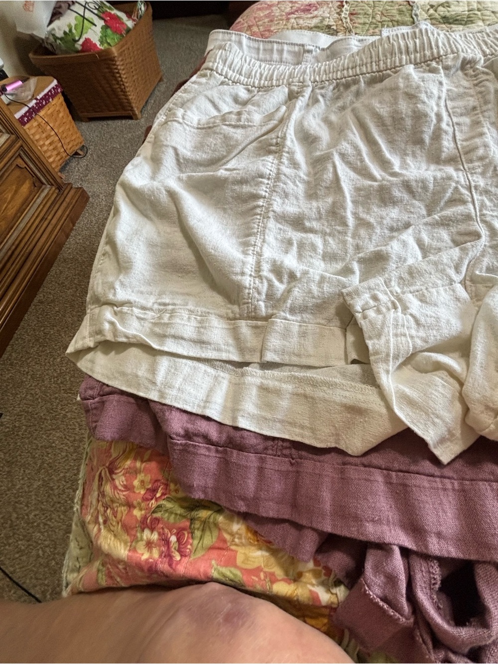 Old Navy White Elastic Waist Linen-Blend Shorts